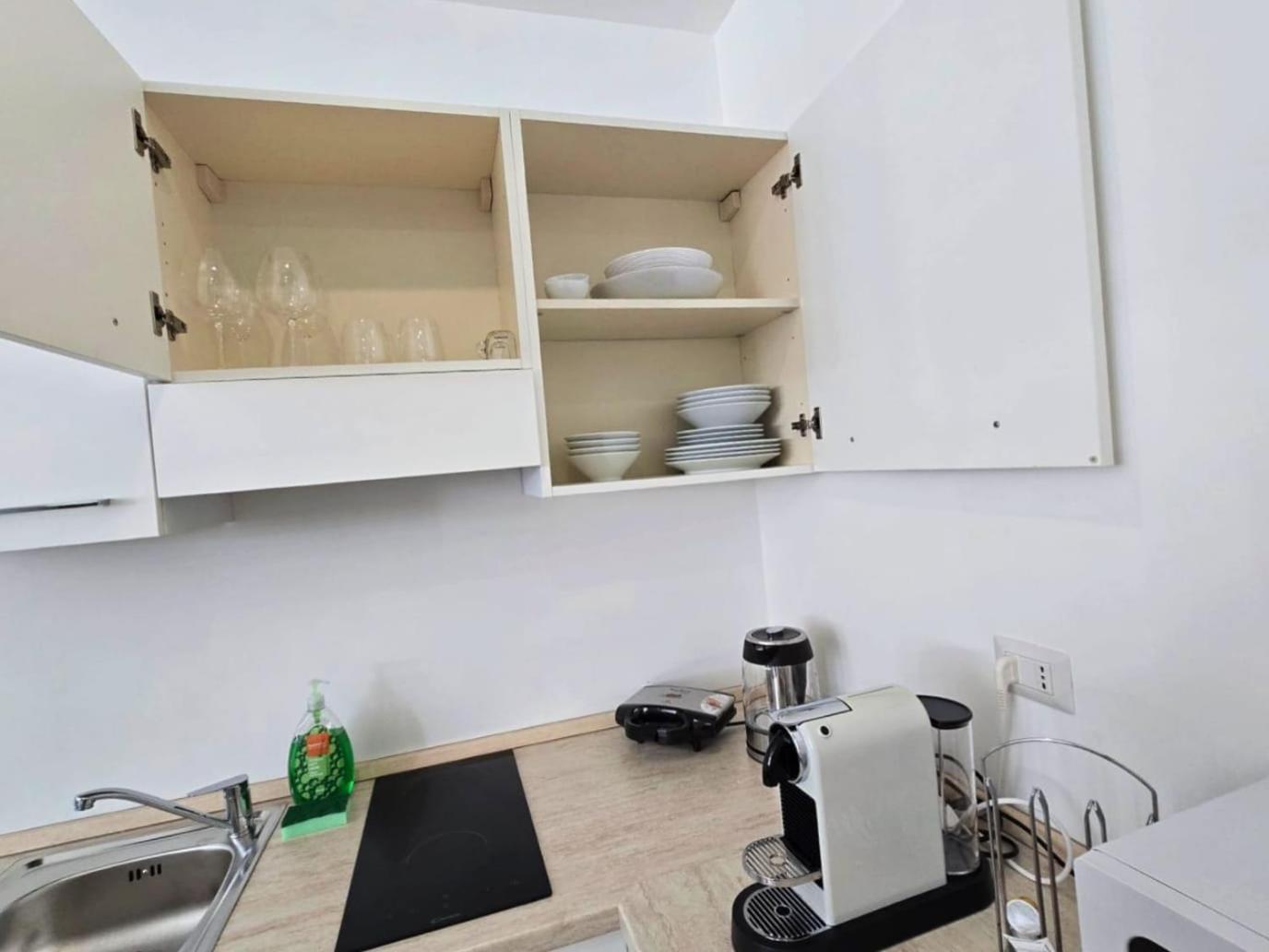 Yr Apartments Milan - Tibaldi Bagian luar foto