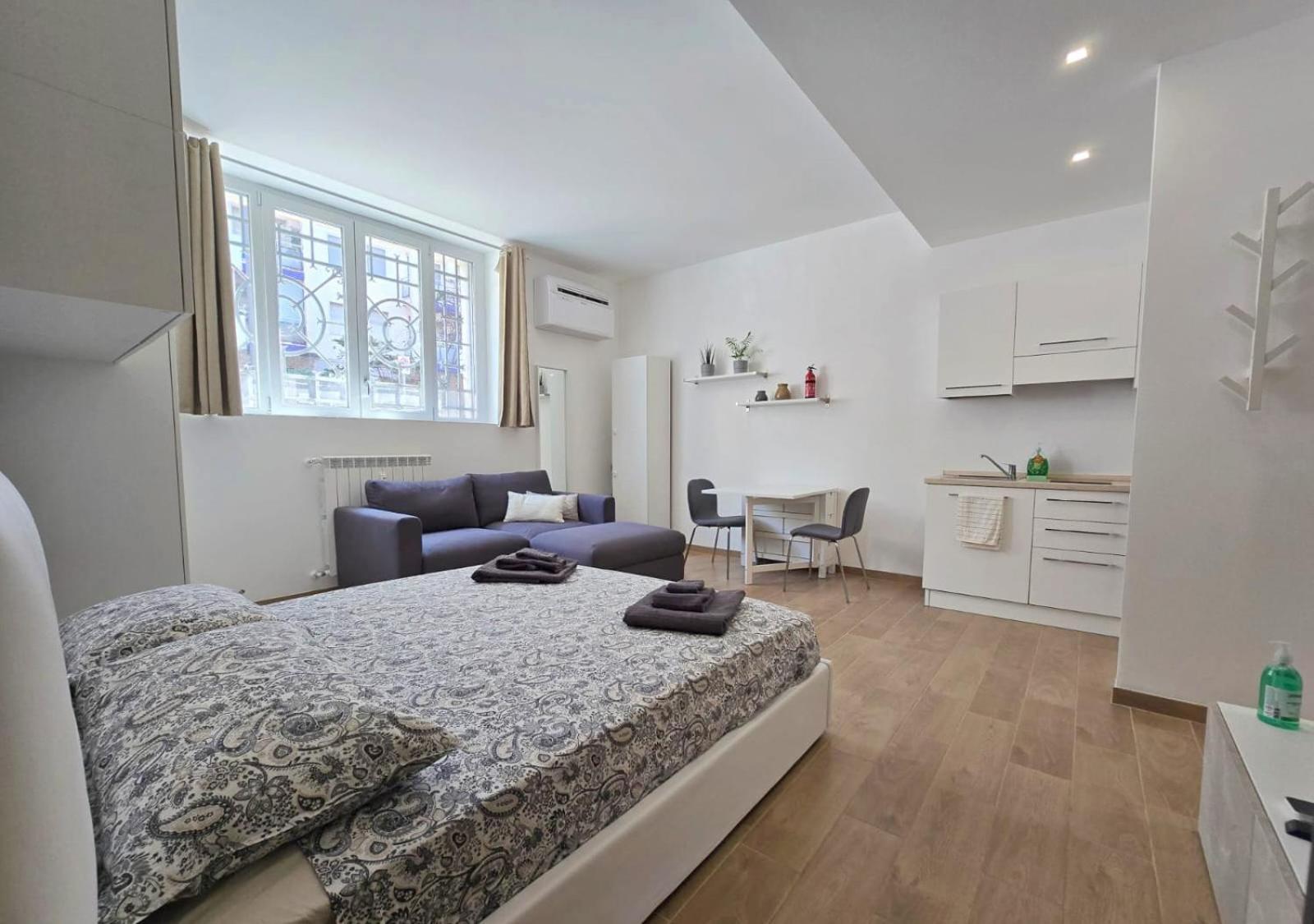 Yr Apartments Milan - Tibaldi Bagian luar foto