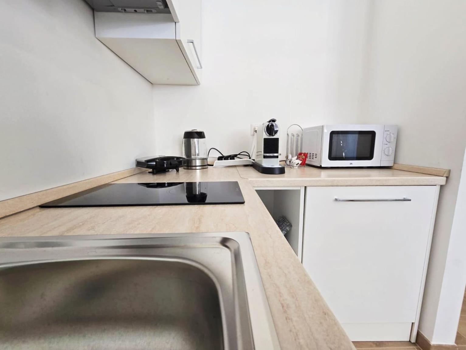 Yr Apartments Milan - Tibaldi Bagian luar foto